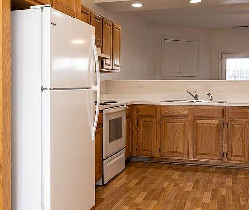 4th image of 537 Sunninghill Ct #537