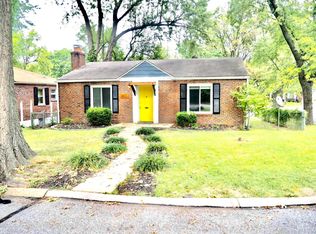 1050 Mona Dr, Saint Louis, MO 63130