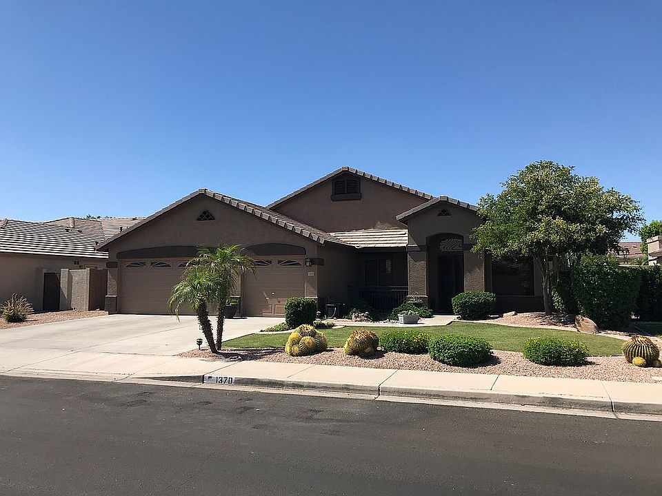 1st image of 1370 E Carla Vista Dr