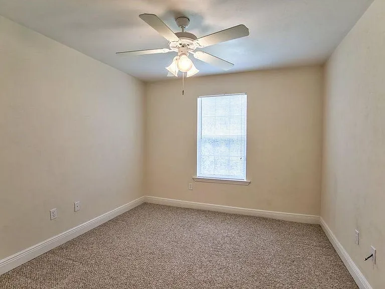 Bed room 1