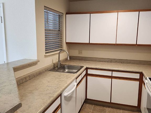 Kitchen with lots of storage