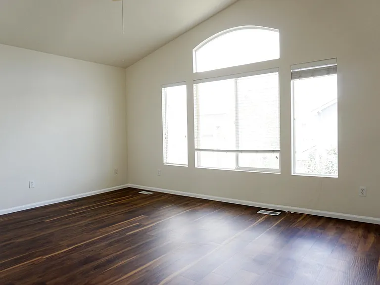 12412 Clermont St — Photo 7