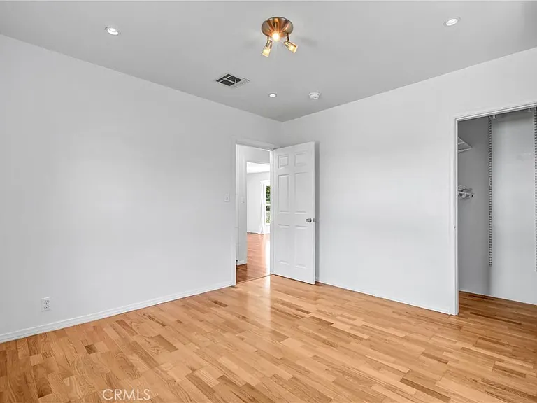 3663 Delta Ave — Photo 18