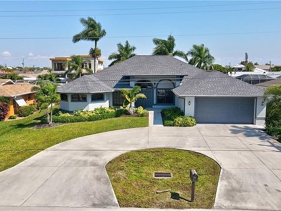 3rd image of 4921 Sorrento Ct