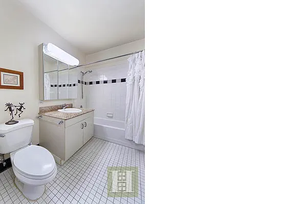 Rented by Halstead Real Estate | media 4