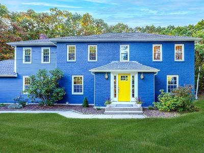 23 Metacomet St, Walpole, MA, 02081
