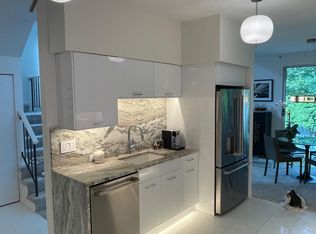 386 Mill St, Batavia, IL 60510