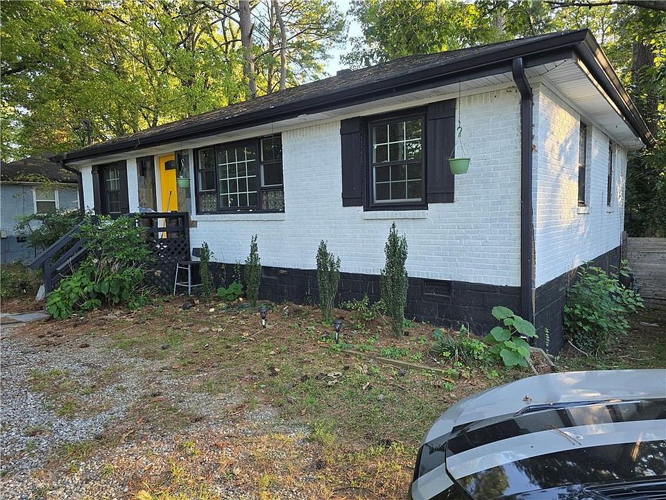 2nd image of 2873 Gresham Rd