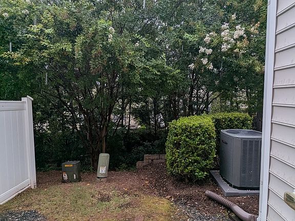 4th image of 1711 Grace Point Rd