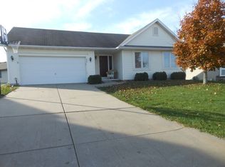 200 Victoria Ct, Barneveld, WI 53507