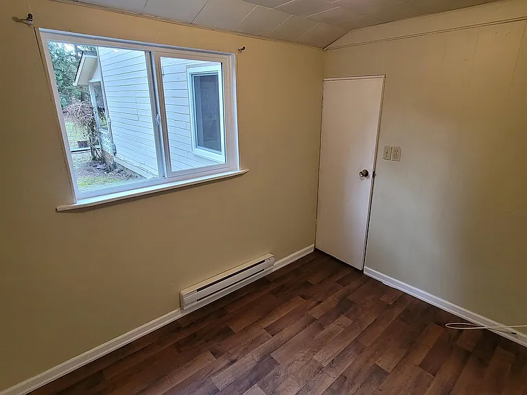 27369 Bell Ave — Photo 6