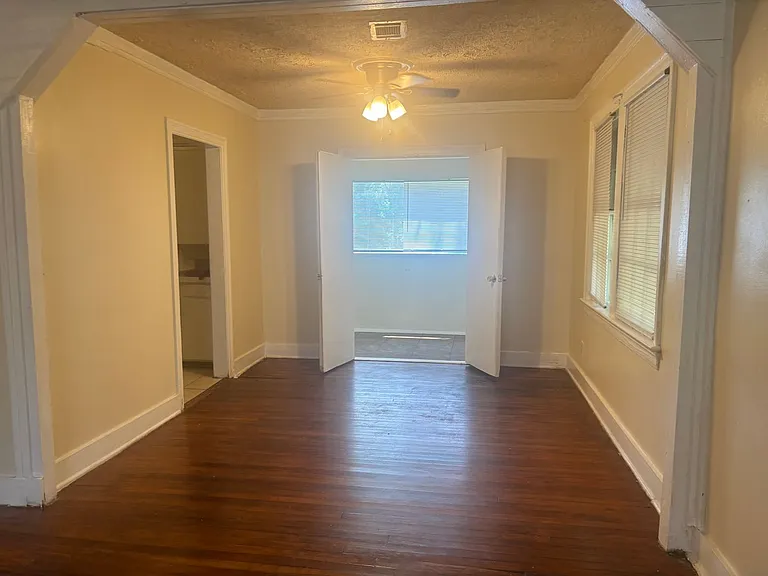 177 W Santa Clair St — Photo 12