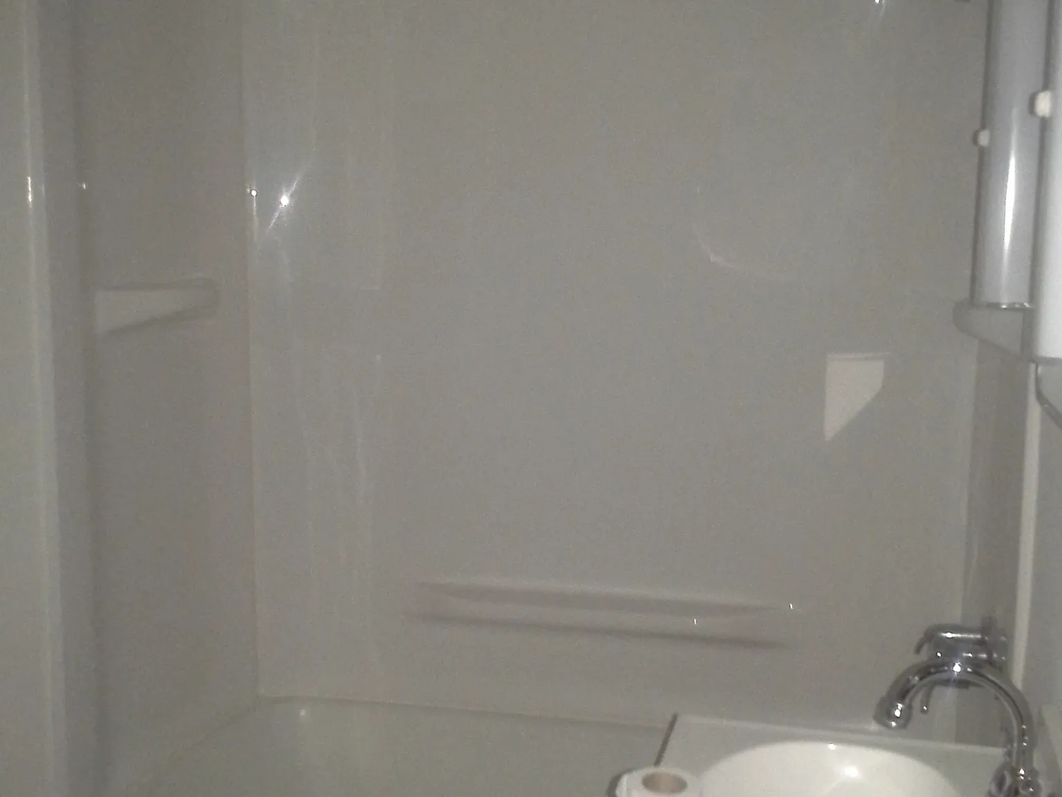 1 bed, 800 sqft, $1,145 — Photo 3