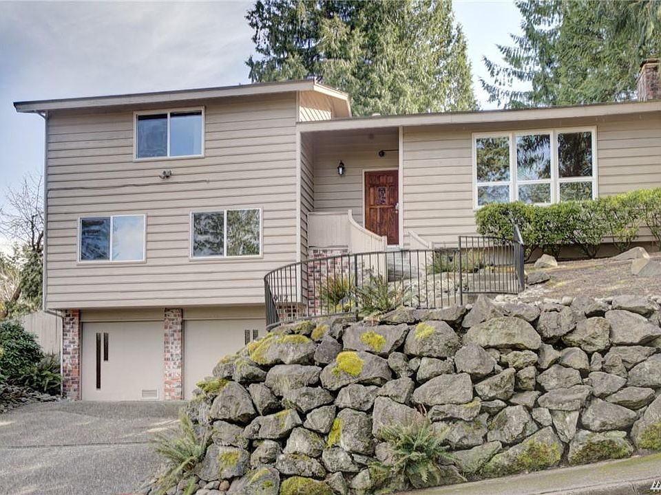 1st image of 1912 165th Pl SE