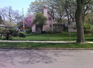 1245 39th St, Des Moines, IA 50311