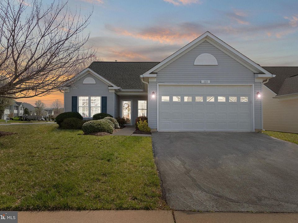 1st image of 11111 Donita Ct