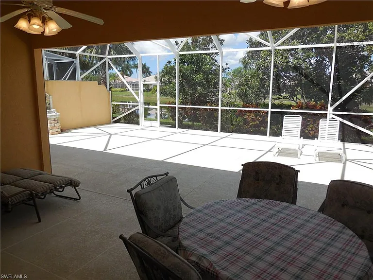 8539 Alessandria Ct — Photo 35