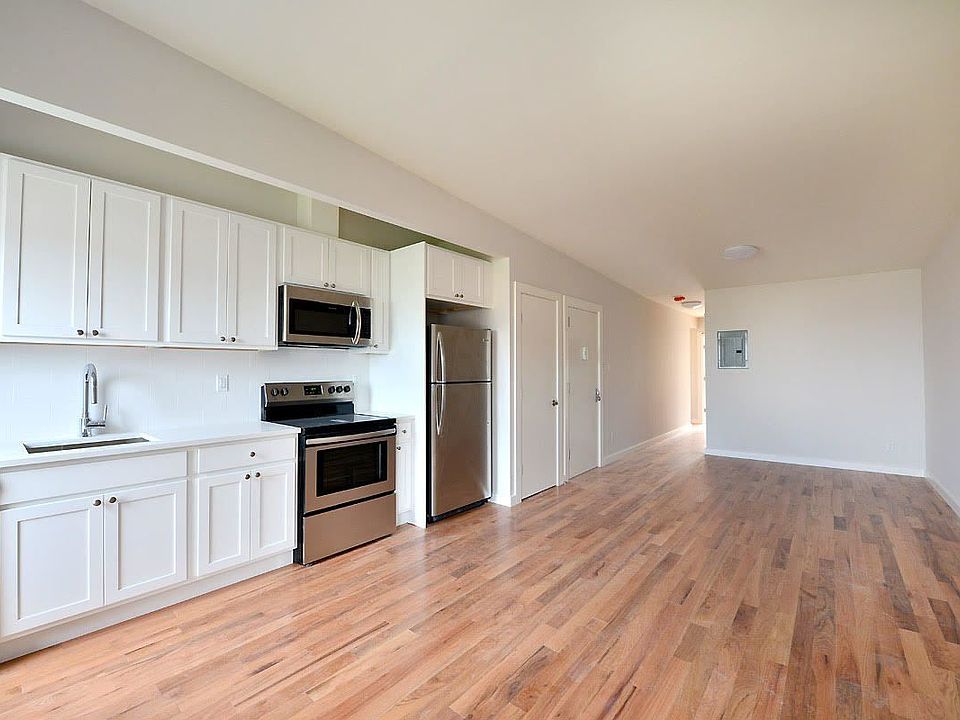 1st image of 315 Van Brunt St #2B