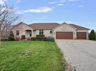 363 Bourbon St, Springfield, IL 62707