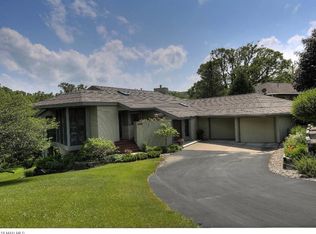 1165 Golf Ridge Cir, Red Wing, MN 55066