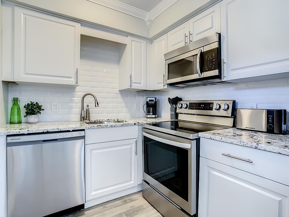 Kitchen - all utensils included