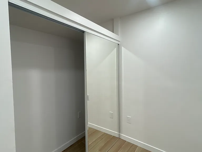 2444 Fairmount Ave #B — Photo 17