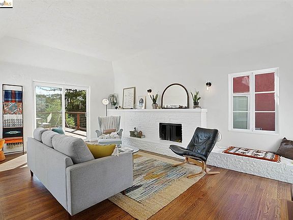 5th image of 8351 Ney Ave