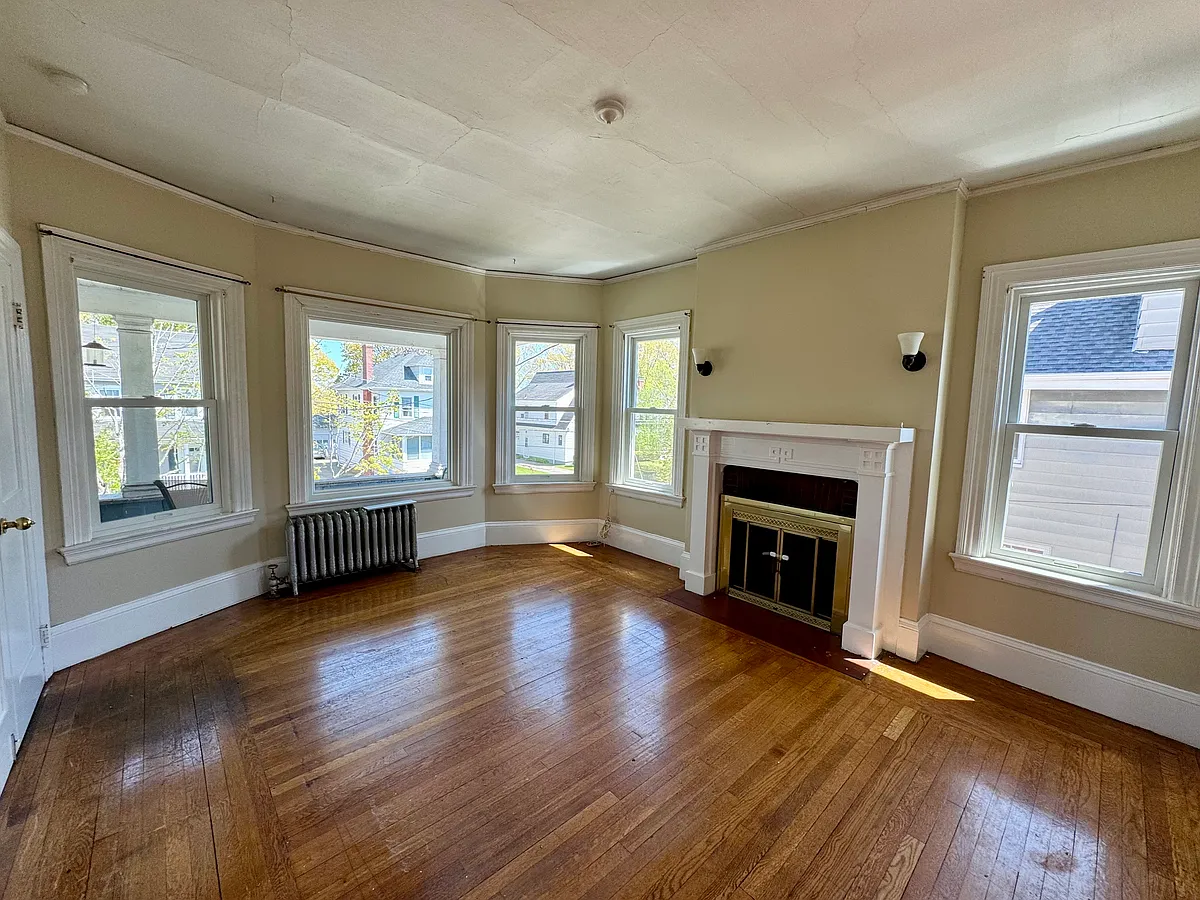 Building Photo - 86 Hilltop Ave #2