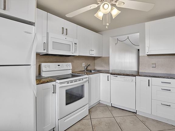 4th image of 2571 Aragon Boulevard #214