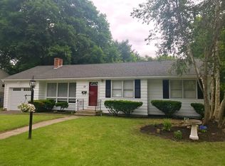 37 Roy St, Northbridge, MA 01534