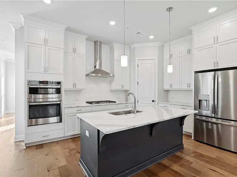 410 Townly Ct — Photo 9