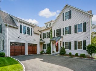 37 Witch Ln, Norwalk, CT 06853