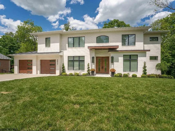 2022 White Oak Dr, Morgantown, WV 26505