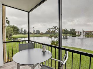 9623 S Hollybrook Lake Dr #204, Pembroke Pines, FL 33025