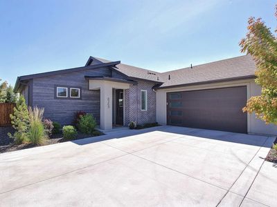 8369 W Meltwater Ln, Eagle, ID, 83616