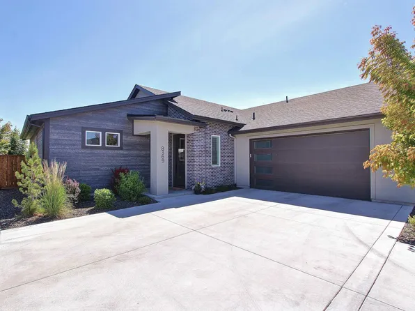 8369 W Meltwater Ln, Eagle, ID 83616