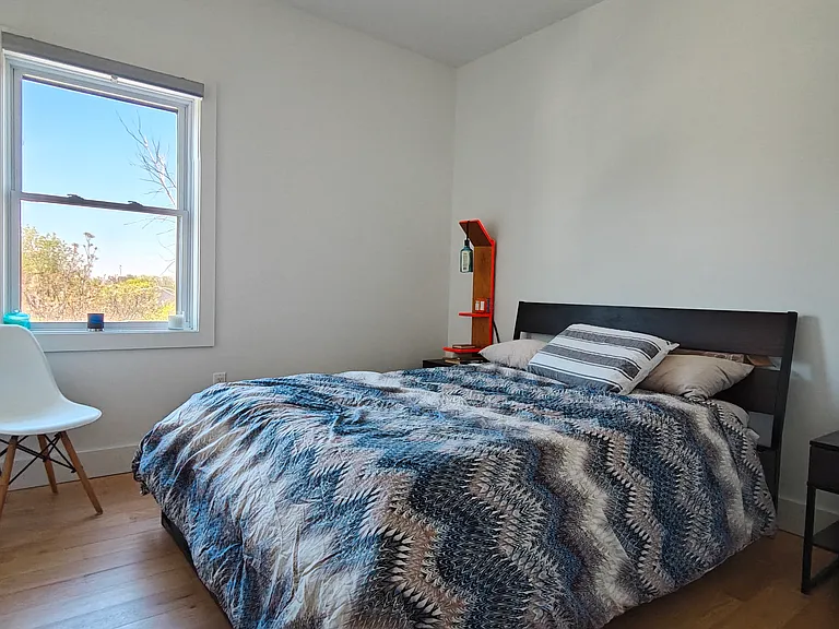 104 Ege Ave #2 — Photo 8