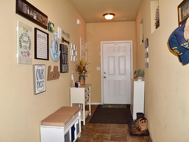 622 Shirehill St — Photo 7