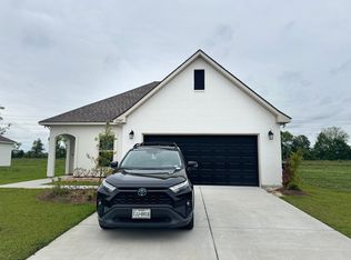 17247 Tidewater Ln, Baton Rouge, LA 70810