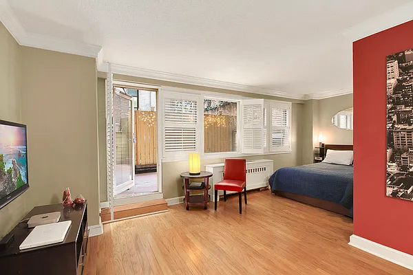 Rented by Corcoran | media 8