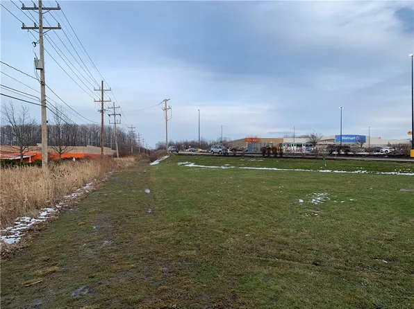 0 Peach St, Erie, PA 16509