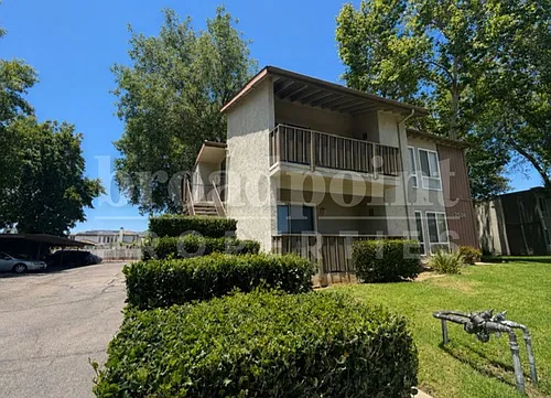2536 White Oak Pl #2 Photo 1