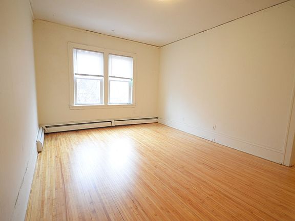 4th image of 2121 Hennepin Ave S #204