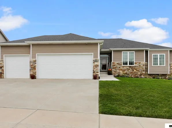 9505 Fairbury Ln, Lincoln, NE 68516