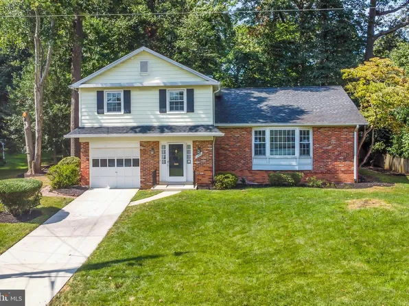 11814 Coldstream Dr, Rockville, MD 20854