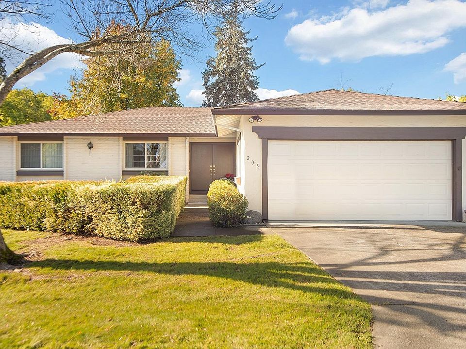 1st image of 205 Temelec Circle
