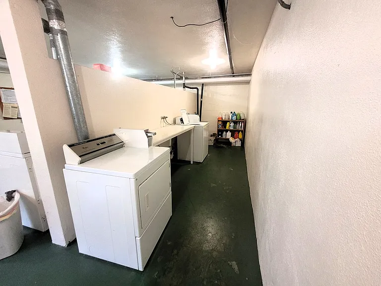901 N Forest St #117 — Photo 34