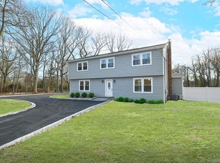 34 Warner Road, Huntington, NY 11743
