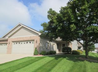 4902 Nicyssa Ln, Manitowoc, WI 54220