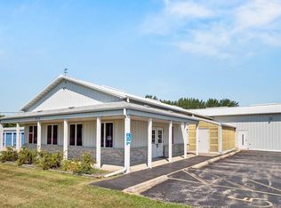 950 W Lincoln Hwy, Hinckley, IL 60520